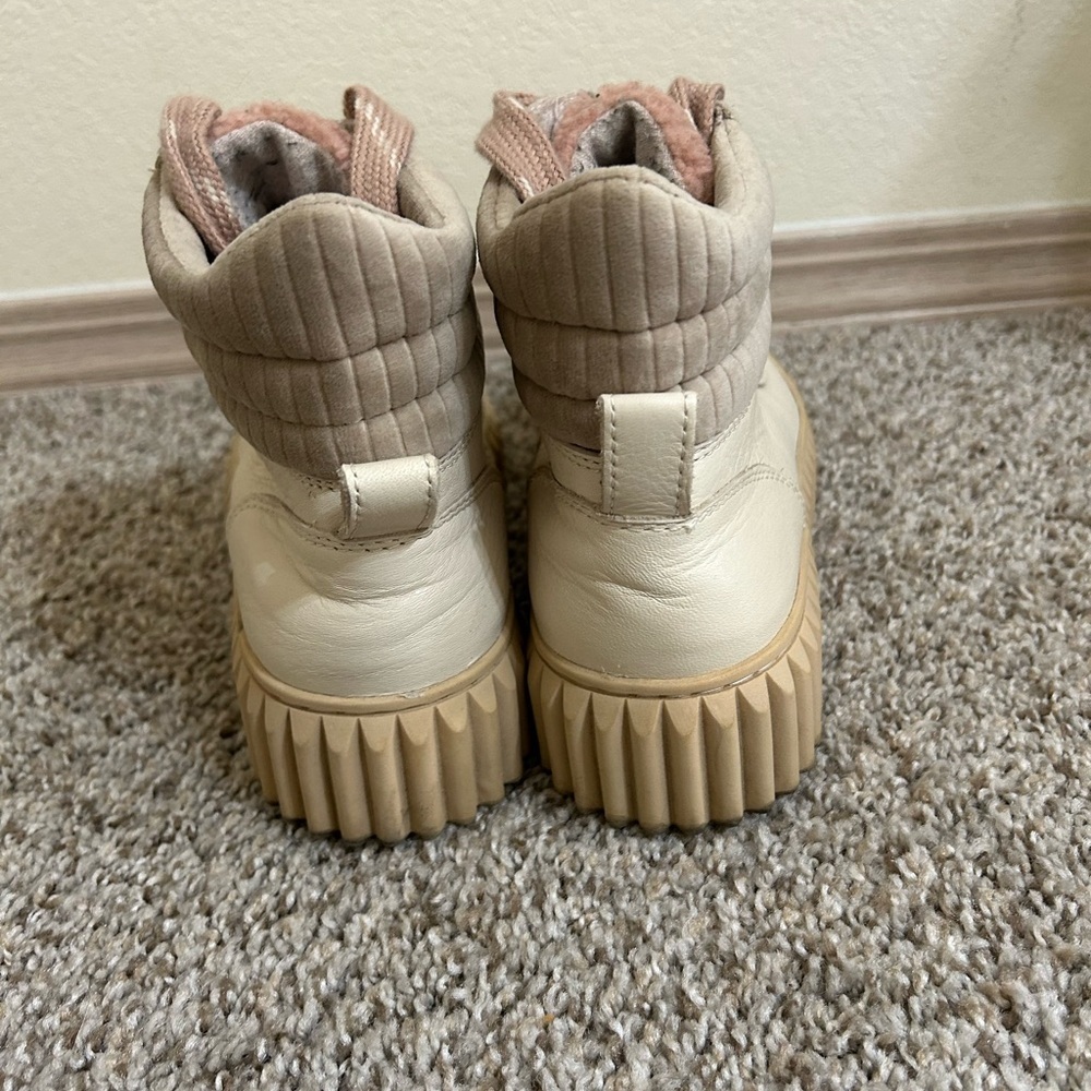 Sam Edelman Reve Fay Leather
Faux Fur Booties Ivory/Butter Size 7.5 Wool Women's - Picture 5 of 12